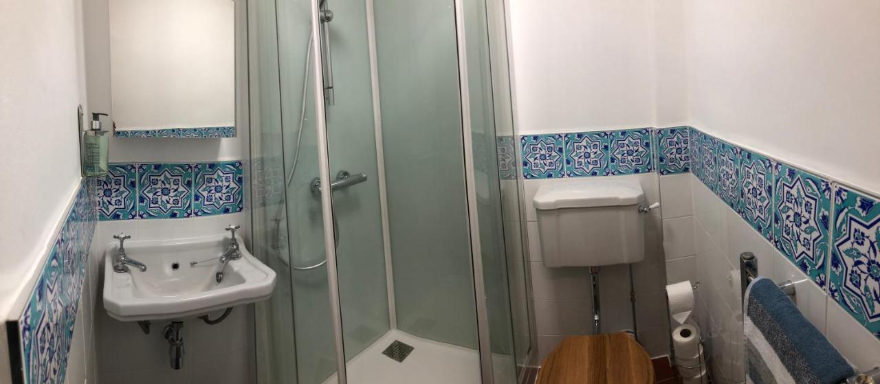 Cosy One Bedroom Flat In City Center 에든버러 외부 사진