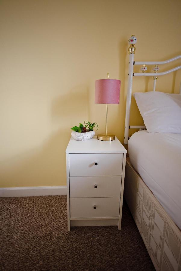Cosy One Bedroom Flat In City Center 에든버러 외부 사진